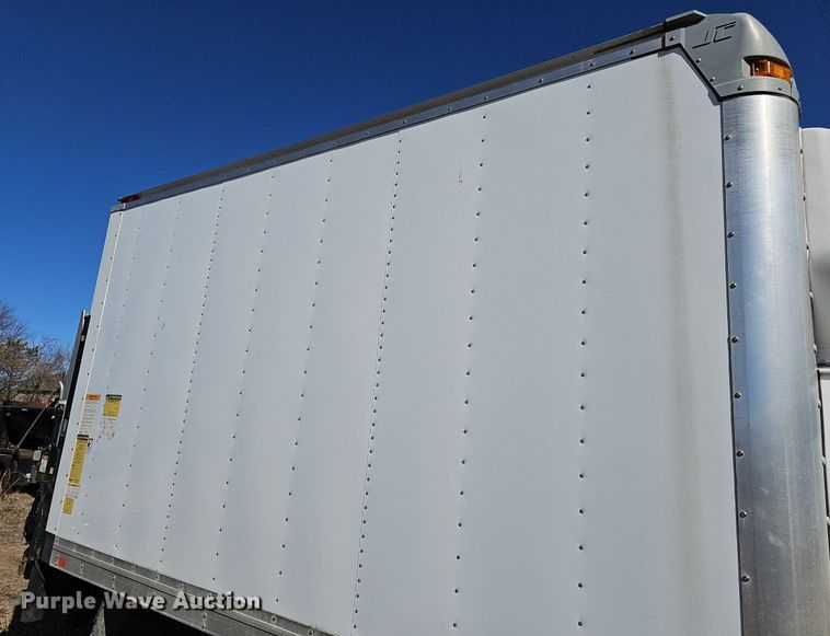 image for item DM1542 2012 Ford E350 Super Duty box truck