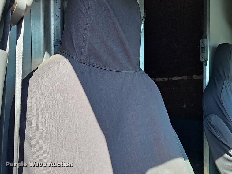 image for item DM1542 2012 Ford E350 Super Duty box truck