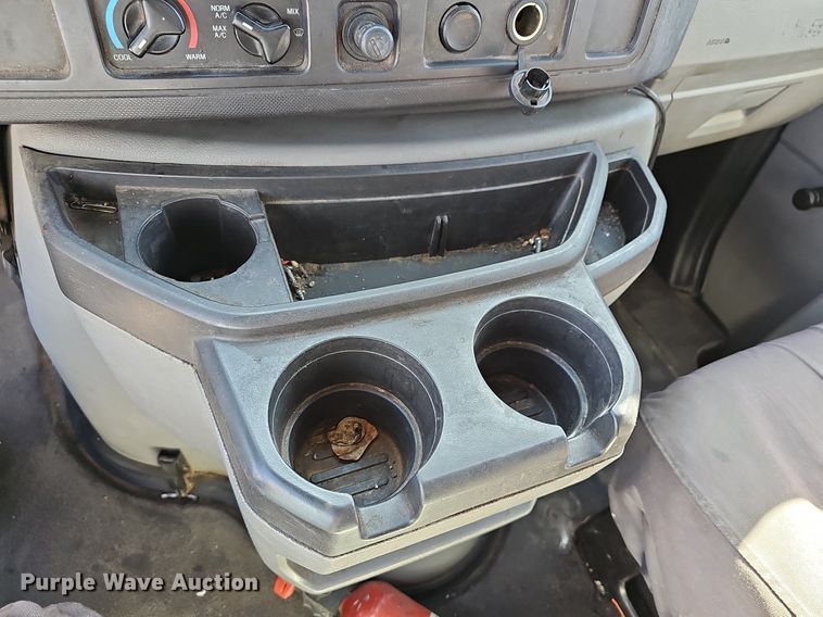 image for item DM1542 2012 Ford E350 Super Duty box truck