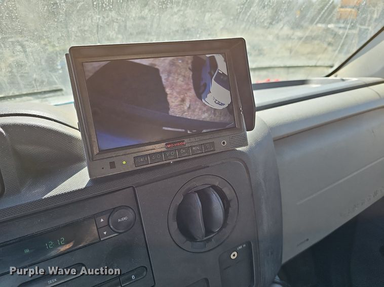 image for item DM1542 2012 Ford E350 Super Duty box truck