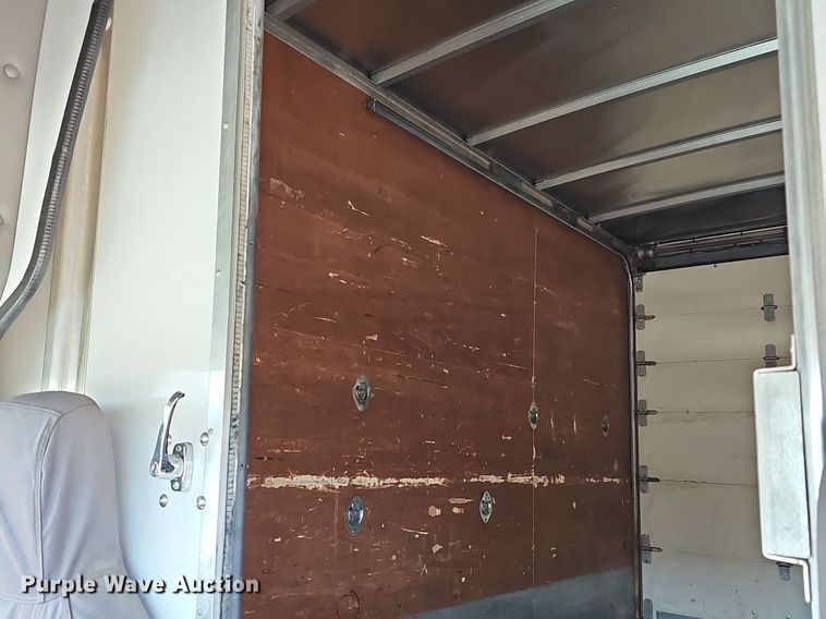 image for item DM1542 2012 Ford E350 Super Duty box truck