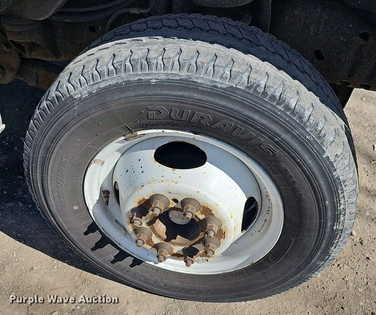 image for item DM1542 2012 Ford E350 Super Duty box truck