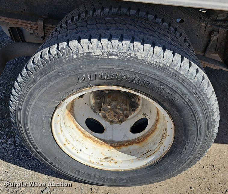 image for item DM1542 2012 Ford E350 Super Duty box truck