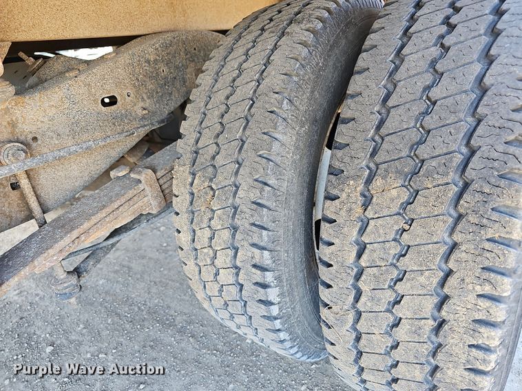 image for item DM1542 2012 Ford E350 Super Duty box truck