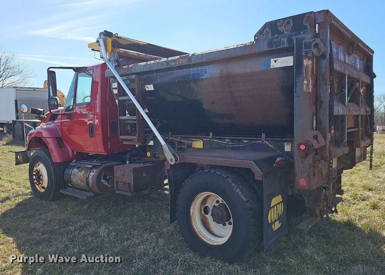 image for item DM1543 2011 International  WorkStar 7300 dump truck
