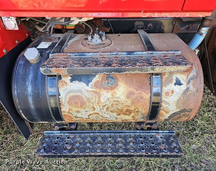 image for item DM1543 2011 International  WorkStar 7300 dump truck