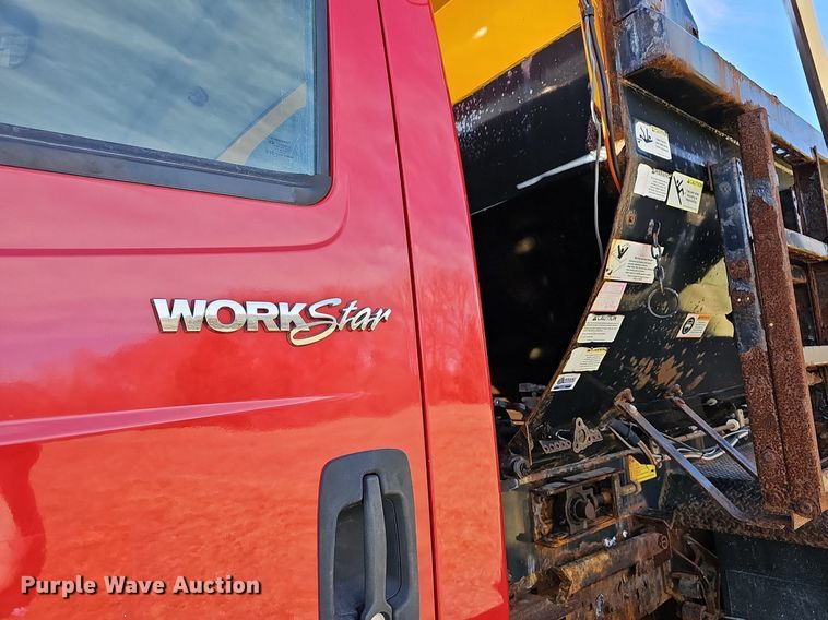 image for item DM1543 2011 International  WorkStar 7300 dump truck