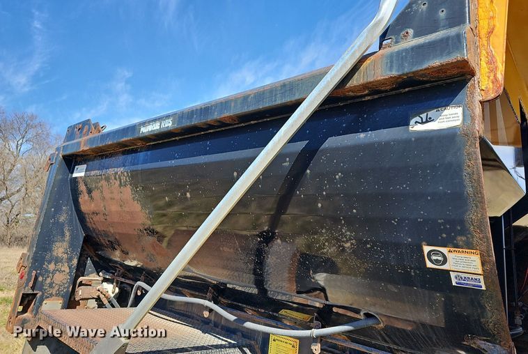 image for item DM1543 2011 International  WorkStar 7300 dump truck