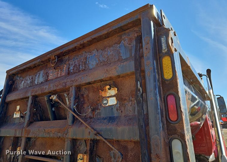 image for item DM1543 2011 International  WorkStar 7300 dump truck