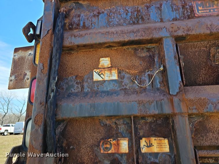 image for item DM1543 2011 International  WorkStar 7300 dump truck