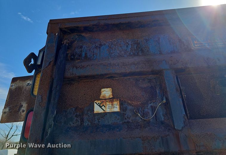 image for item DM1543 2011 International  WorkStar 7300 dump truck