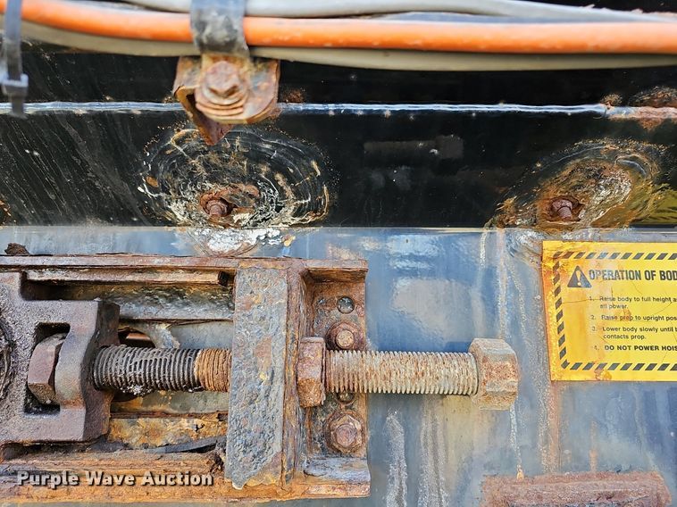 image for item DM1543 2011 International  WorkStar 7300 dump truck