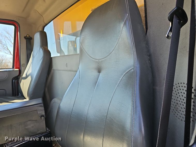 image for item DM1543 2011 International  WorkStar 7300 dump truck