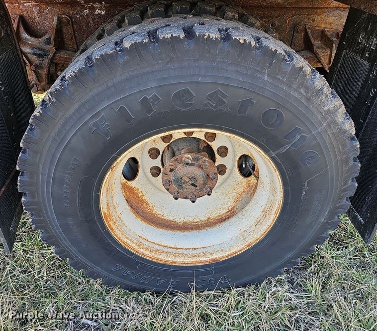 image for item DM1543 2011 International  WorkStar 7300 dump truck