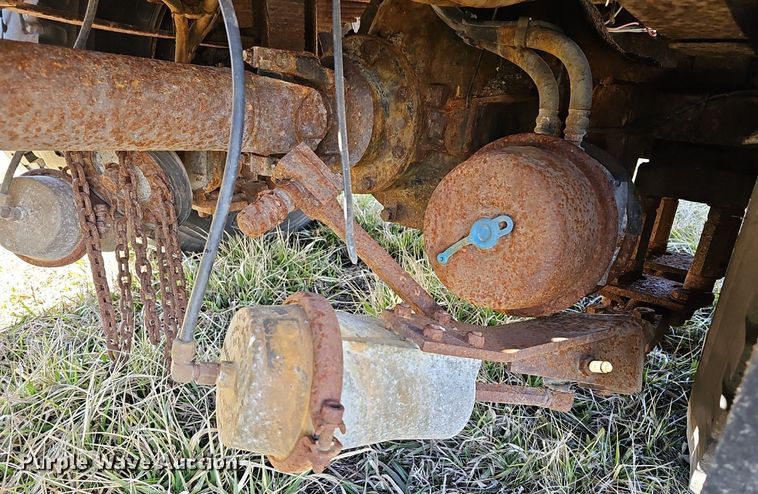 image for item DM1543 2011 International  WorkStar 7300 dump truck