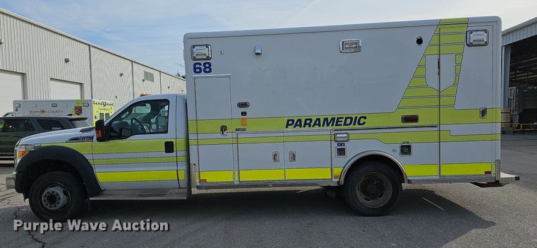 image for item DM1549 2012 Ford F450 Super Duty XLT ambulance