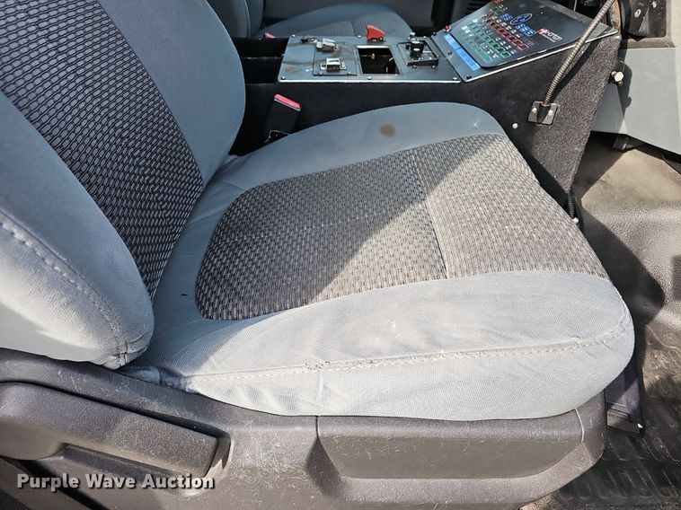 image for item DM1549 2012 Ford F450 Super Duty XLT ambulance