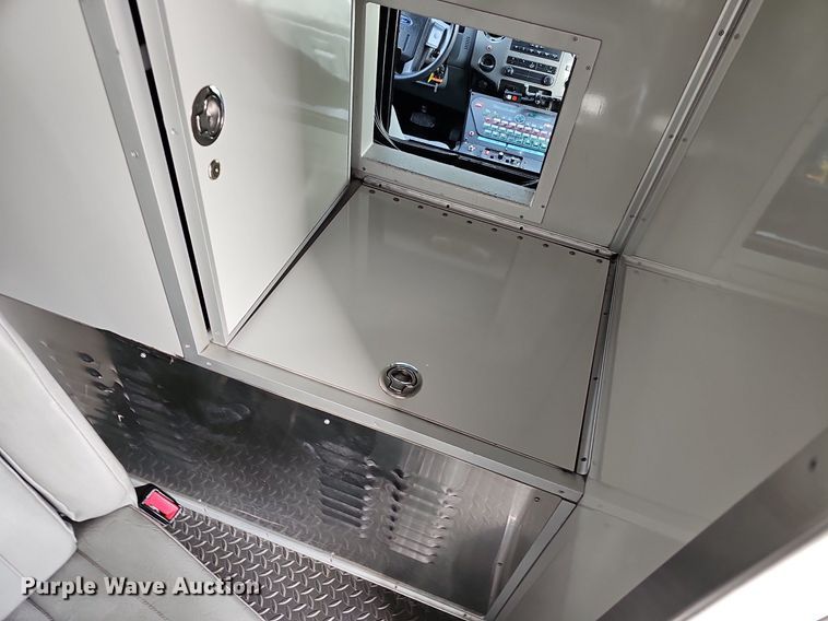 image for item DM1549 2012 Ford F450 Super Duty XLT ambulance