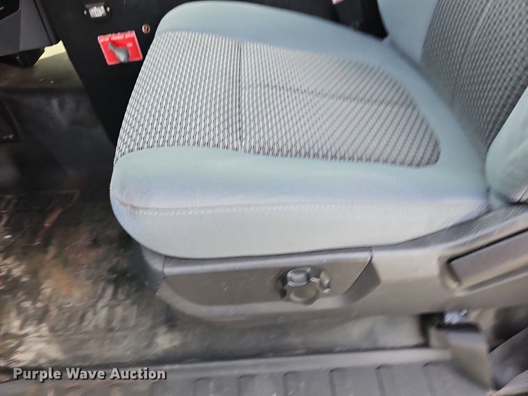 image for item DM1549 2012 Ford F450 Super Duty XLT ambulance