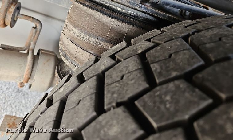 image for item DM1549 2012 Ford F450 Super Duty XLT ambulance