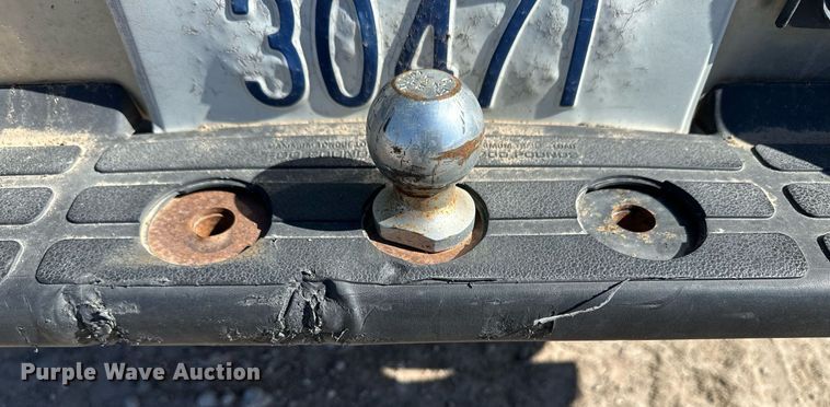 image for item DM2700 2000 Chevrolet Silverado 1500 Ext. Cab pickup truck