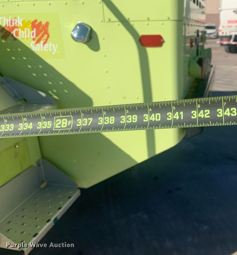 image for item DM7743 1991 Oshkosh TA-1500  fire truck