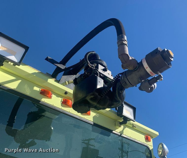 image for item DM7743 1991 Oshkosh TA-1500  fire truck