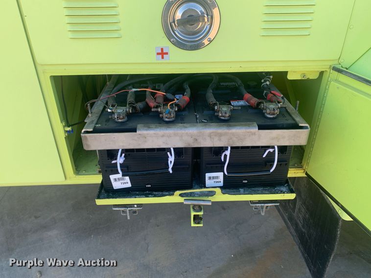 image for item DM7743 1991 Oshkosh TA-1500  fire truck