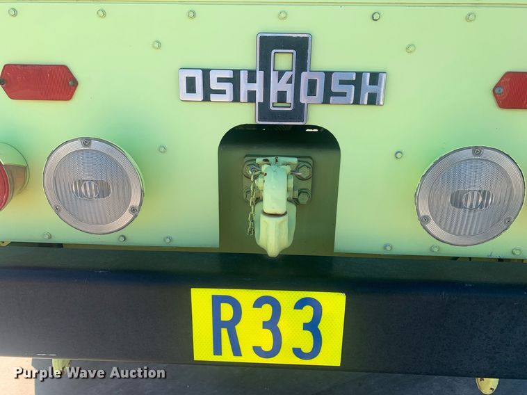 image for item DM7743 1991 Oshkosh TA-1500  fire truck