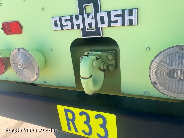 image for item DM7743 1991 Oshkosh TA-1500  fire truck