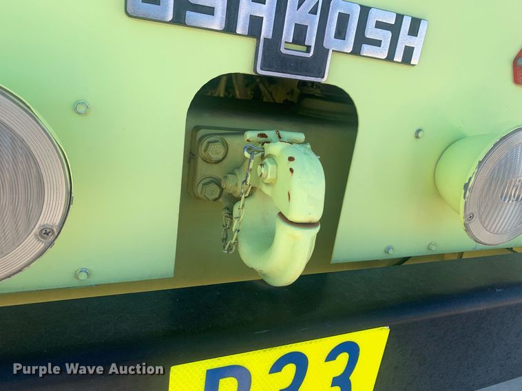 image for item DM7743 1991 Oshkosh TA-1500  fire truck