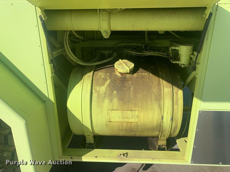 image for item DM7743 1991 Oshkosh TA-1500  fire truck