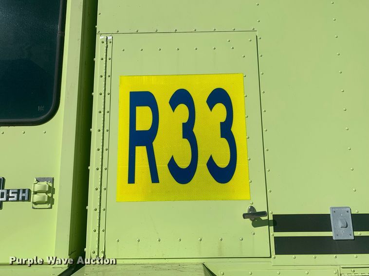 image for item DM7743 1991 Oshkosh TA-1500  fire truck