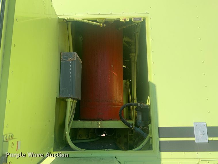 image for item DM7743 1991 Oshkosh TA-1500  fire truck