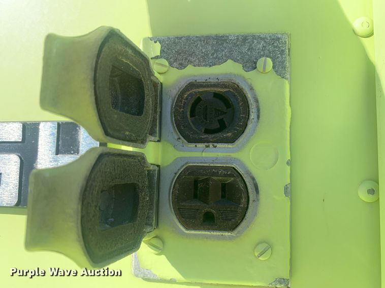 image for item DM7743 1991 Oshkosh TA-1500  fire truck