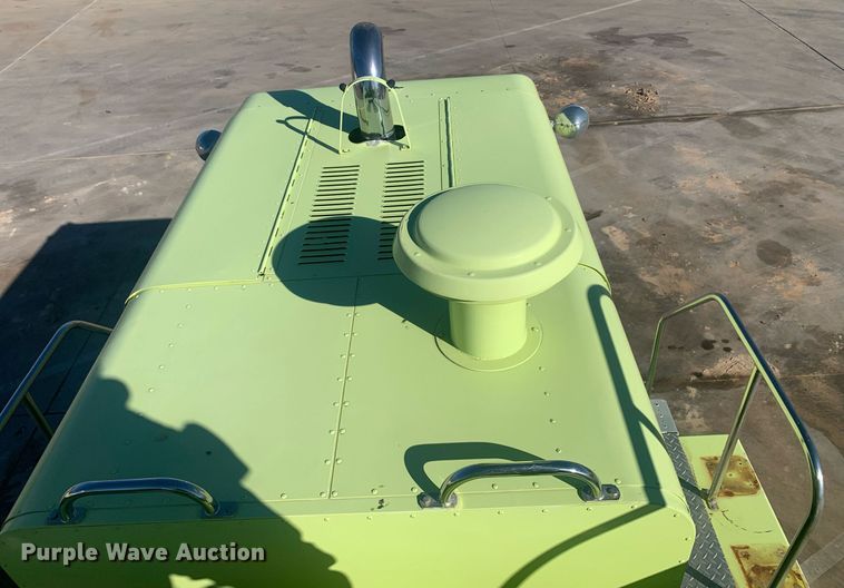 image for item DM7743 1991 Oshkosh TA-1500  fire truck