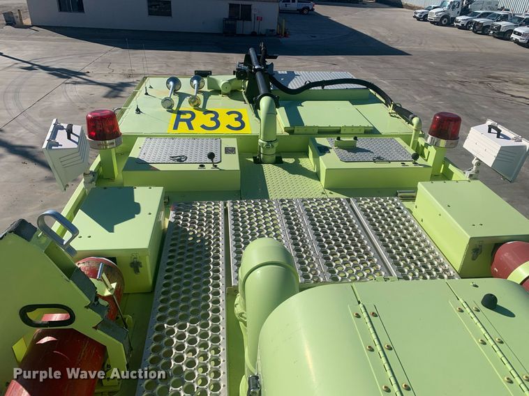 image for item DM7743 1991 Oshkosh TA-1500  fire truck