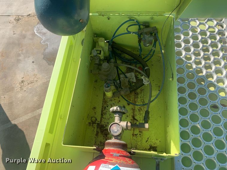 image for item DM7743 1991 Oshkosh TA-1500  fire truck