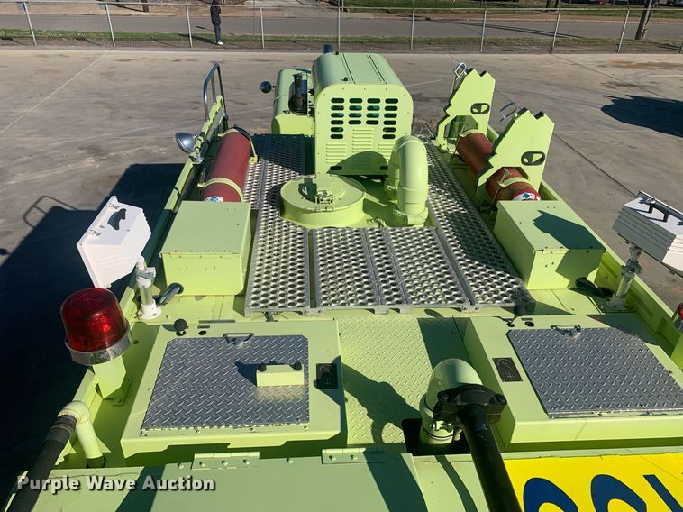 image for item DM7743 1991 Oshkosh TA-1500  fire truck