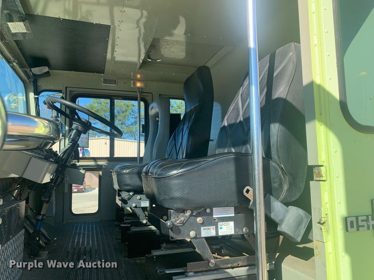 image for item DM7743 1991 Oshkosh TA-1500  fire truck