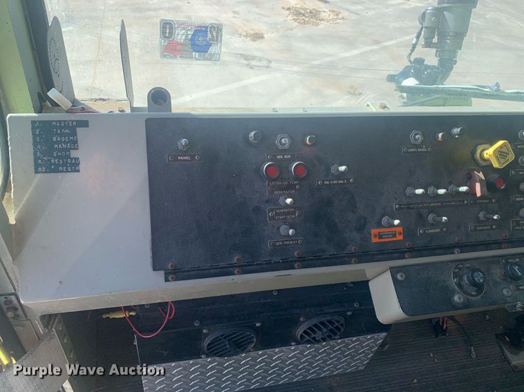 image for item DM7743 1991 Oshkosh TA-1500  fire truck