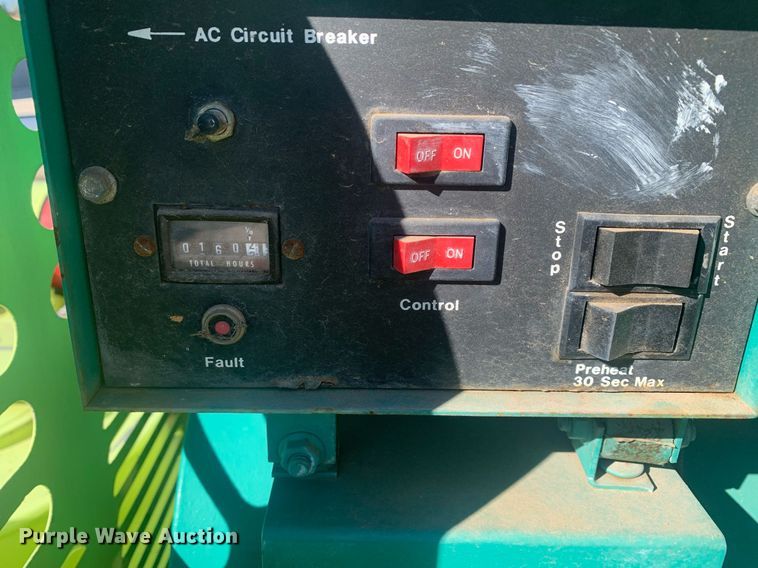 image for item DM7743 1991 Oshkosh TA-1500  fire truck