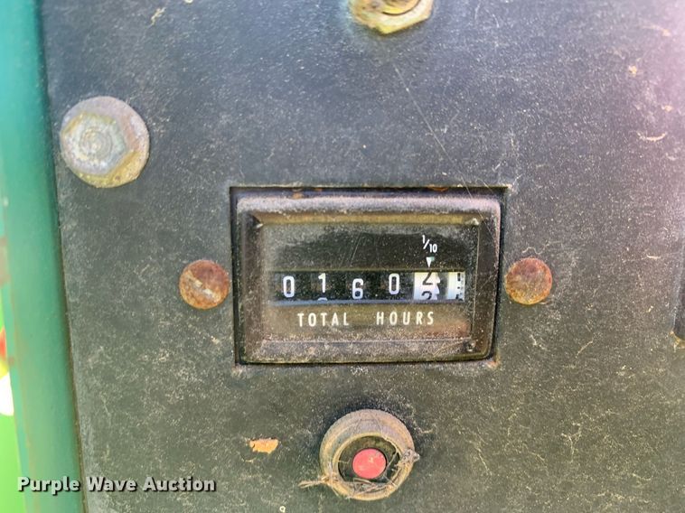 image for item DM7743 1991 Oshkosh TA-1500  fire truck