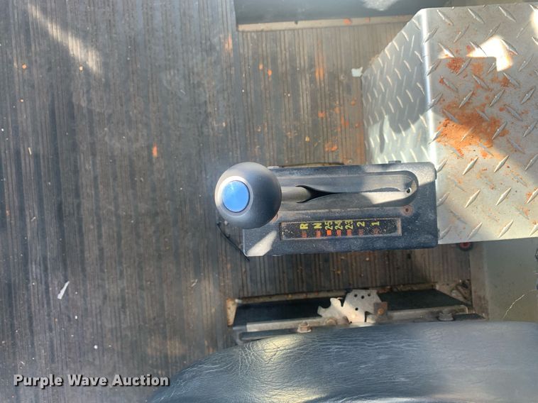 image for item DM7743 1991 Oshkosh TA-1500  fire truck