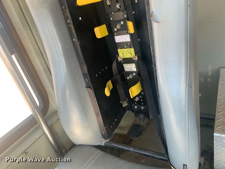 image for item DM7743 1991 Oshkosh TA-1500  fire truck