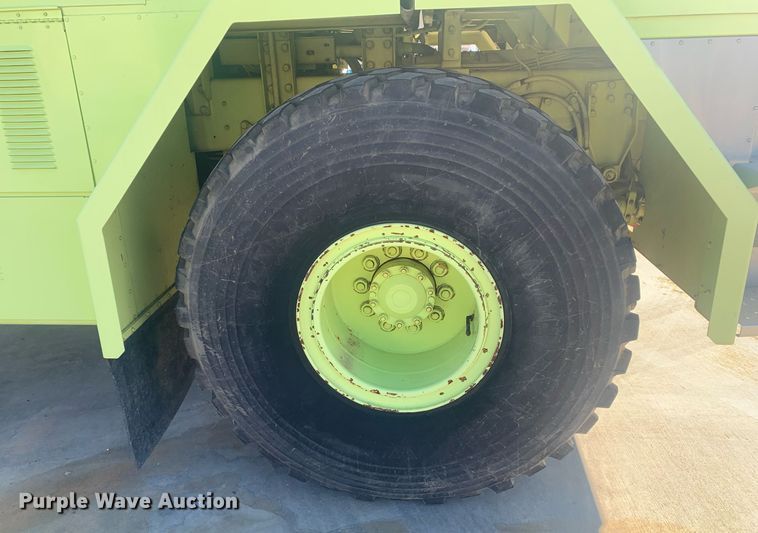 image for item DM7743 1991 Oshkosh TA-1500  fire truck