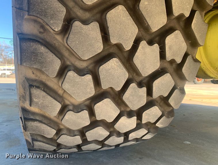 image for item DM7743 1991 Oshkosh TA-1500  fire truck