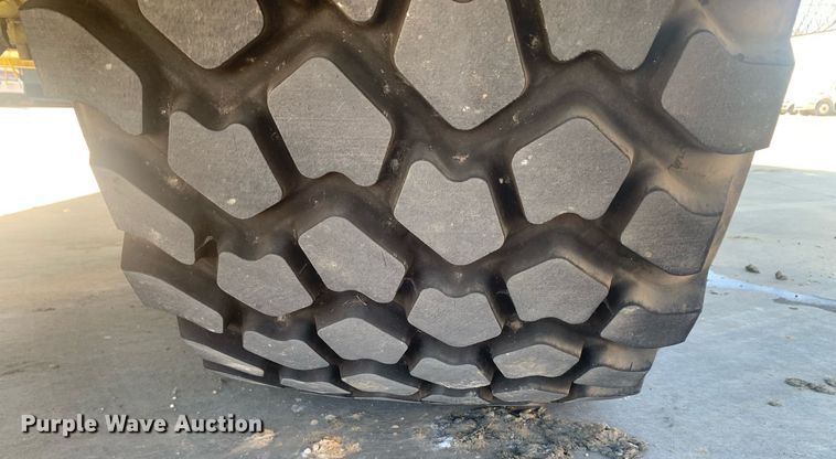 image for item DM7743 1991 Oshkosh TA-1500  fire truck