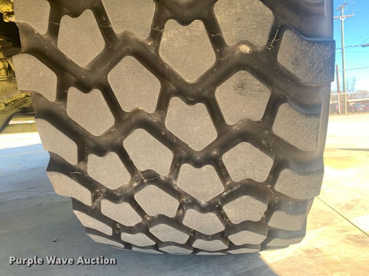 image for item DM7743 1991 Oshkosh TA-1500  fire truck