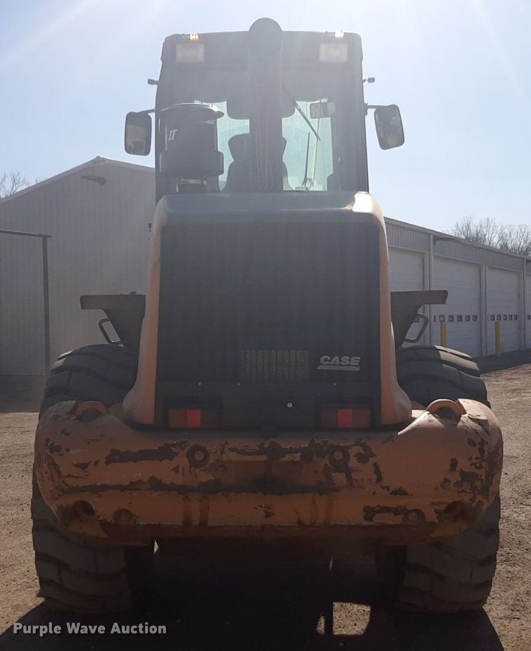 image for item DP2617 2005 Case 621D wheel loader